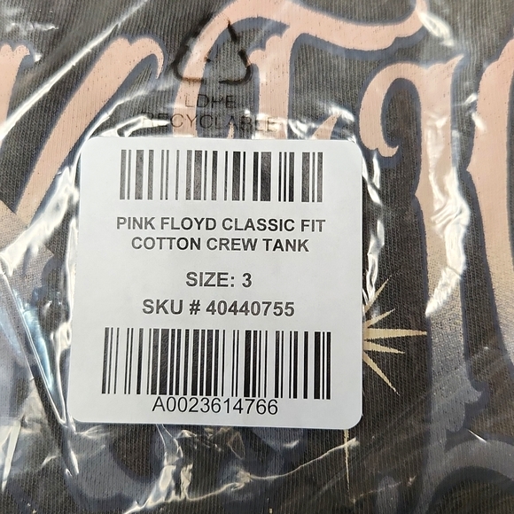 ❤️NWT VINTAGE TORRID TANK PINK FLOYD WISH YOU WERE HERE, ROCK BAND CONCERT TEE - Picture 9 of 13